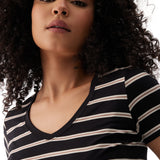 Dynamic V-neck
