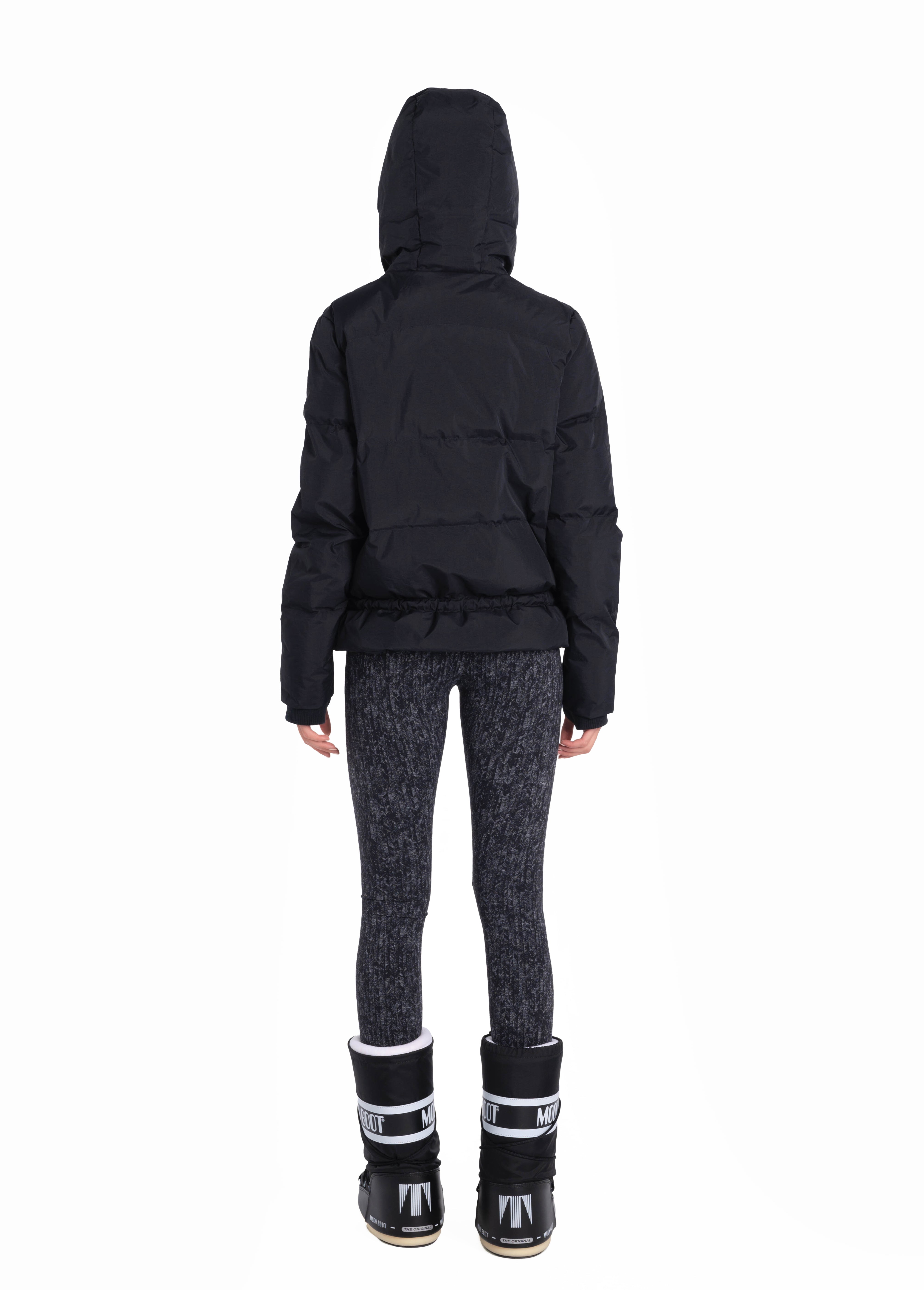 Lolë Kylee Synth Down Jacket in black — complete with an inner pocket, in a relaxed silhouette