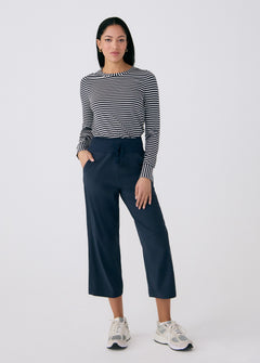 Momentum Cropped Pants