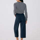 Momentum Cropped Pants