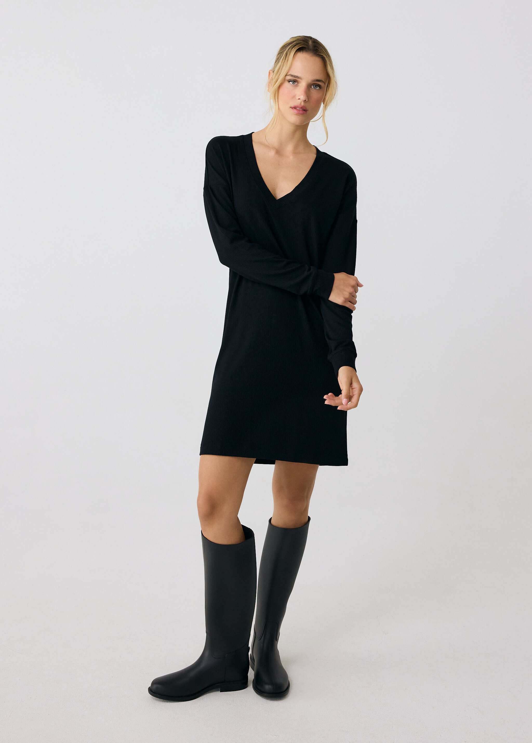 Traverse V-Neck Dress | Women's Ribbed Dresses | 4-Way Stretch Lole Traverse V-Neck Dress | Women's Ribbed Dresses | 4-Way Stretch Lole