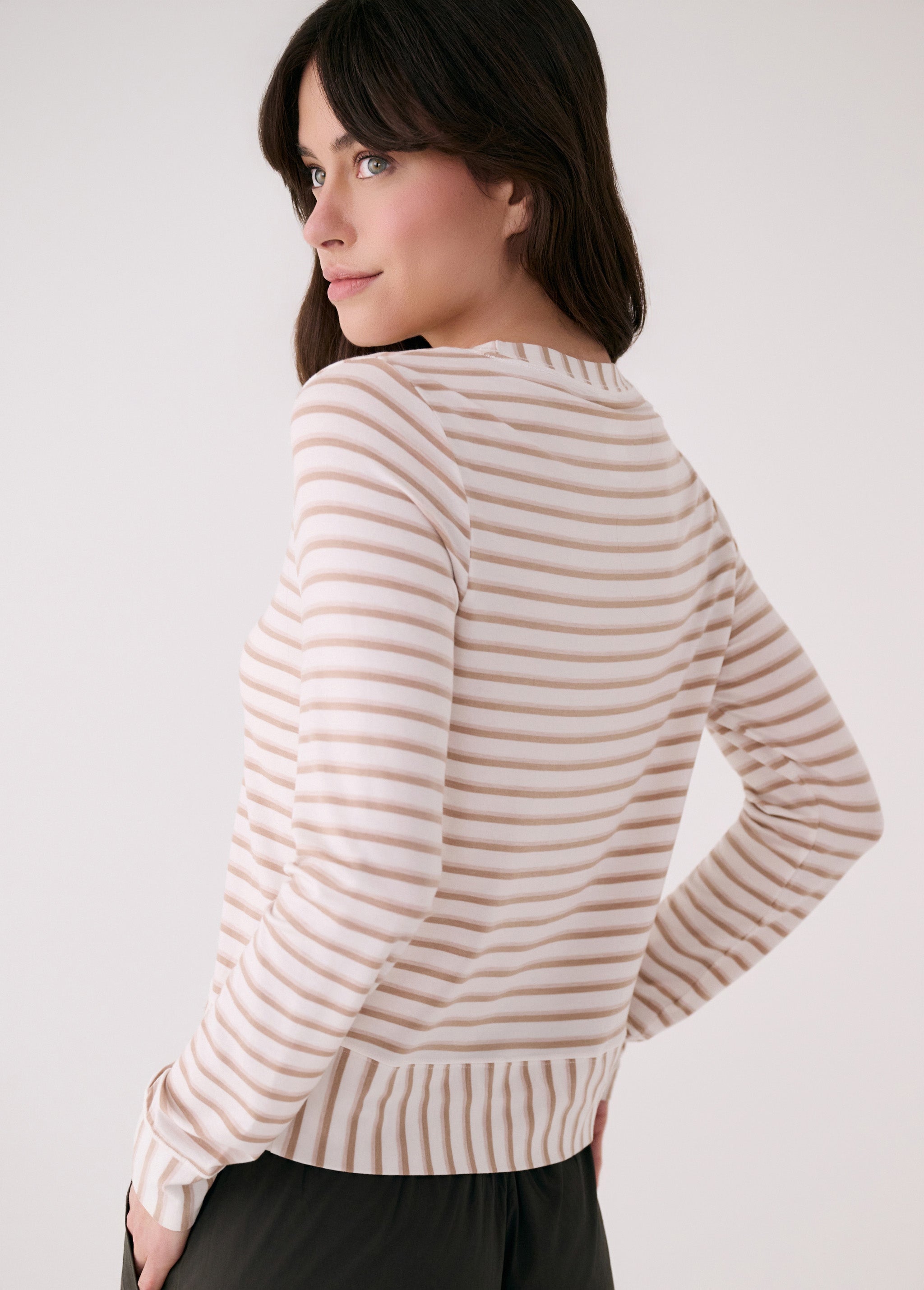 Lolë Dynamic Long Sleeves in white