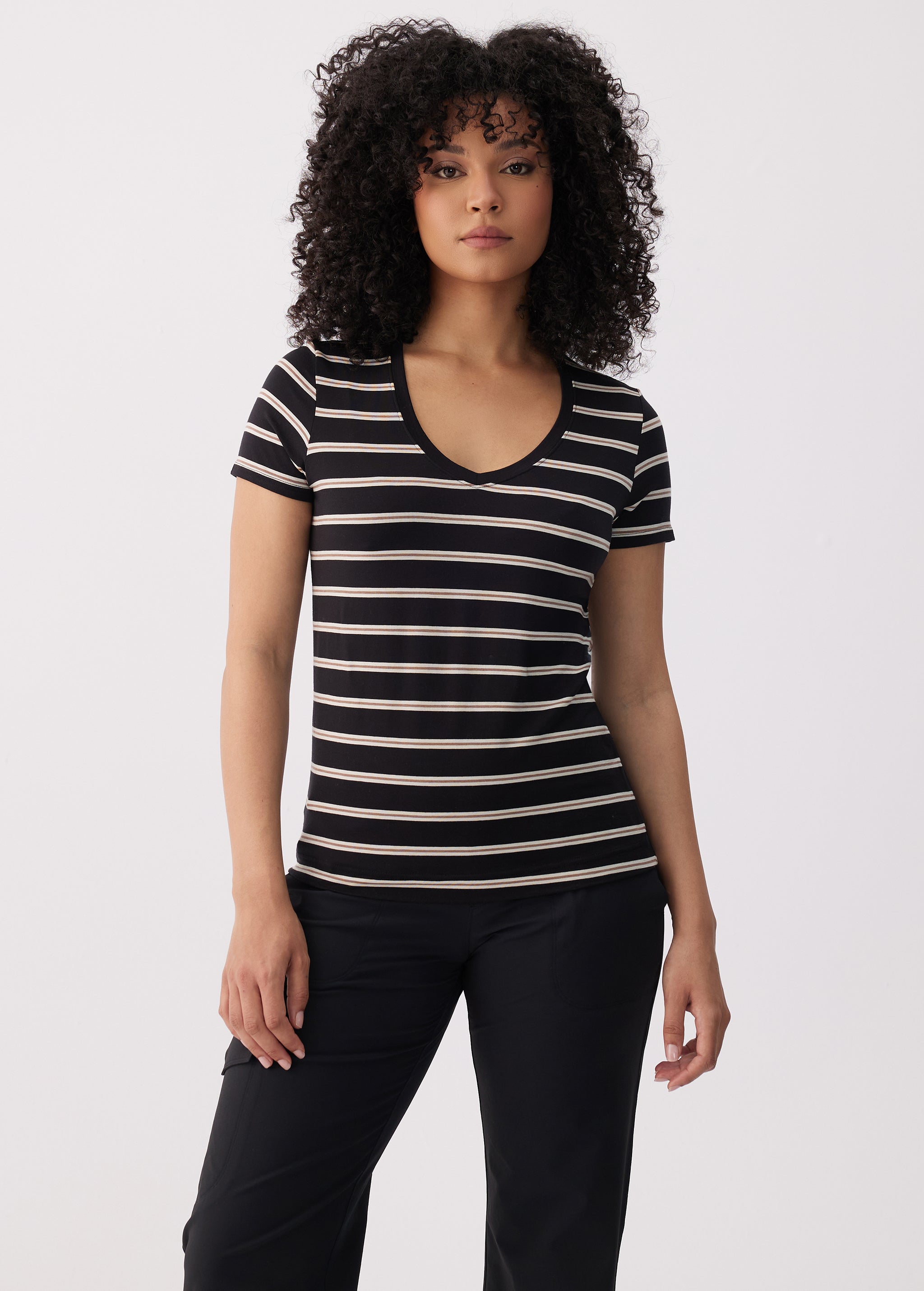 Dynamic V-neck