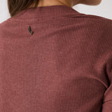 Robe col en V traverse