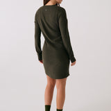 Robe col en V traverse