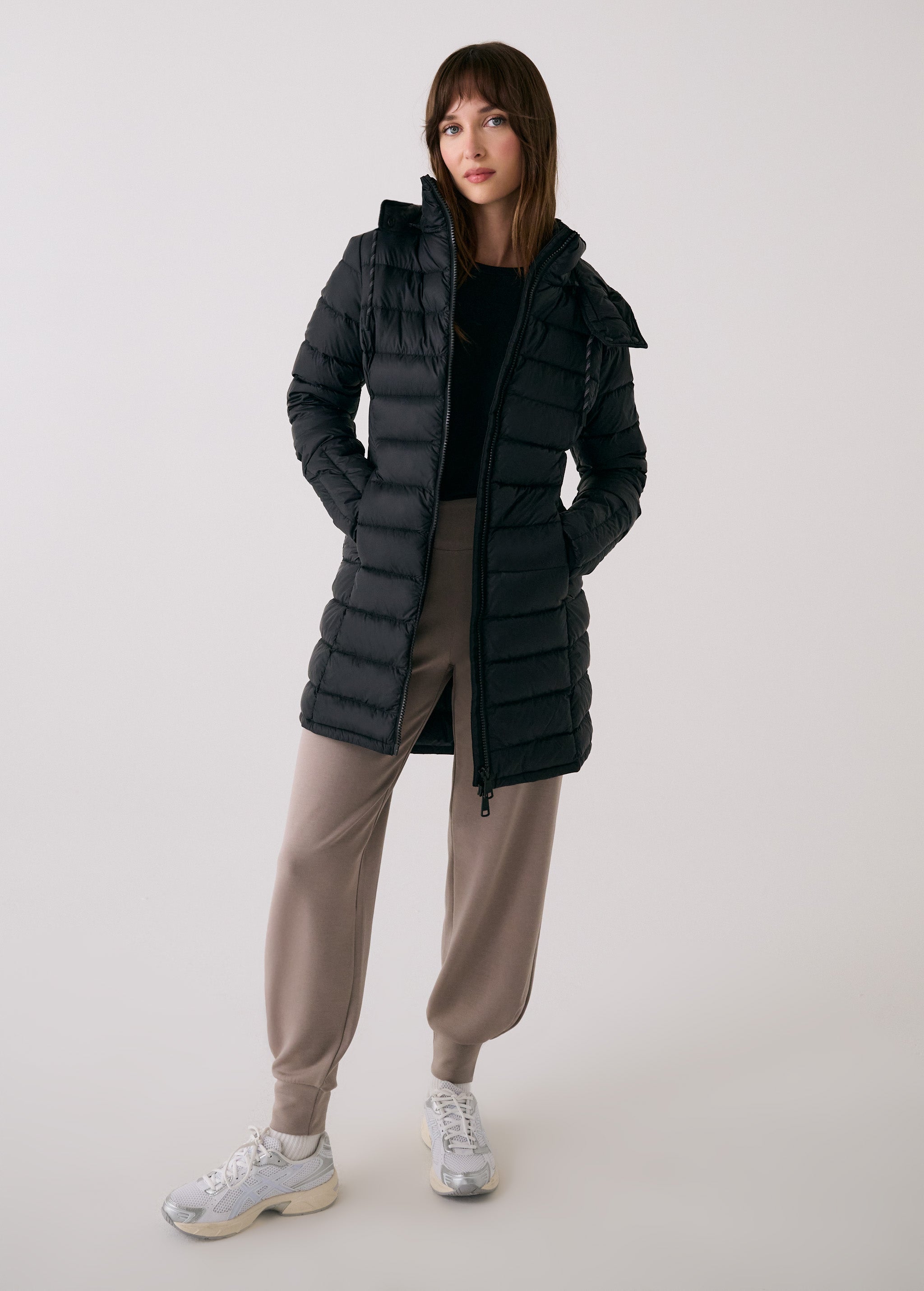 Lolë Claudia Down Jacket in black