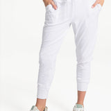Lolë Half Moon Jogger in white