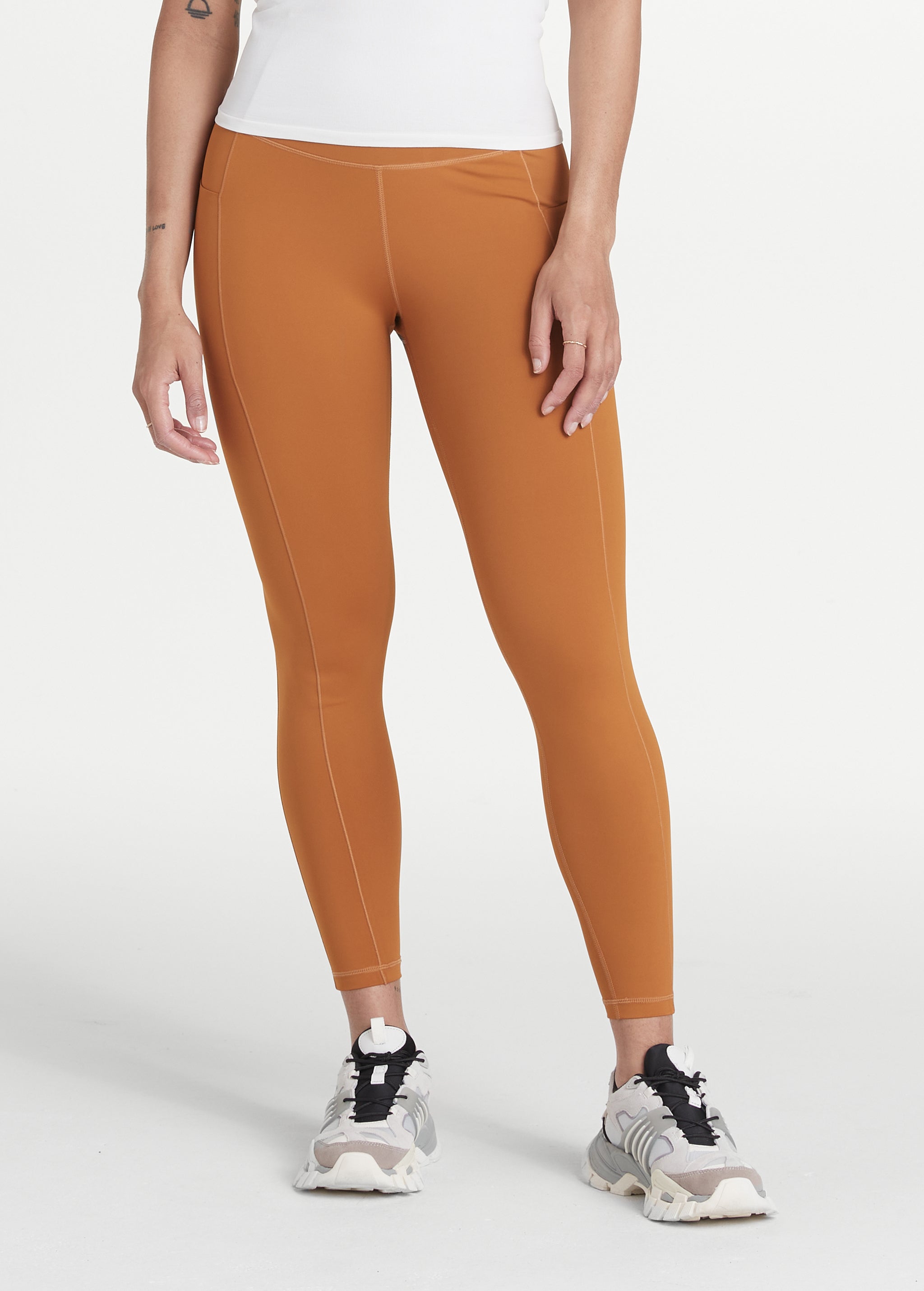 Lolë Step Up Ankle Leggings in Pecan caramel