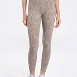 Lolë Fleury Ankle Leggings in Oyster taupe