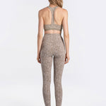 Lolë Fleury Ankle Leggings in Oyster taupe