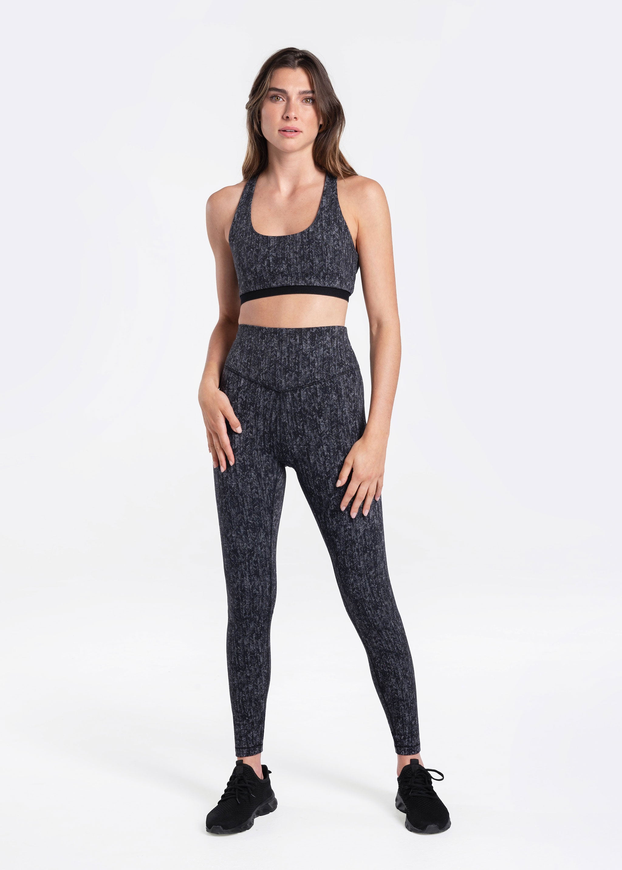 Lolë Fleury Ankle Leggings in black