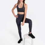 Lolë Fleury Ankle Leggings in black