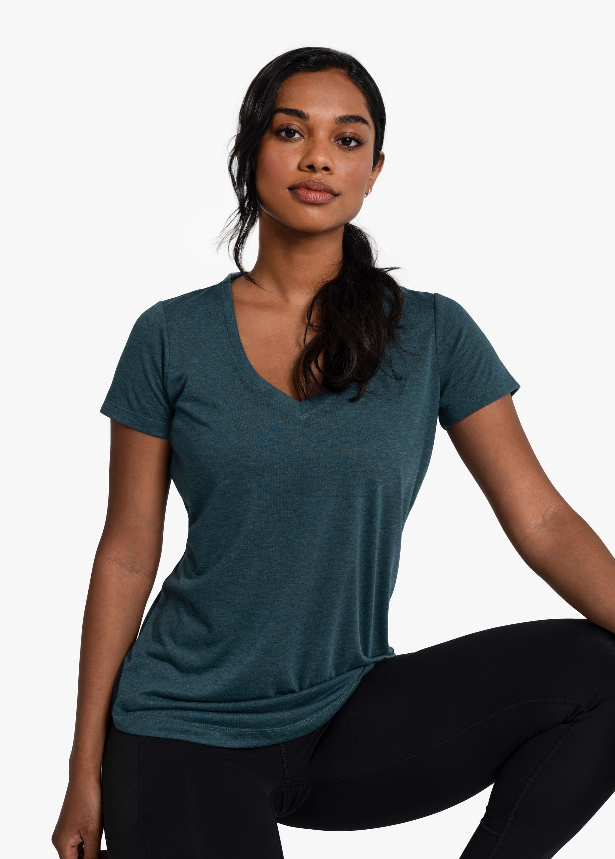Lolë Everyday V-neck Short Sleeve in blue