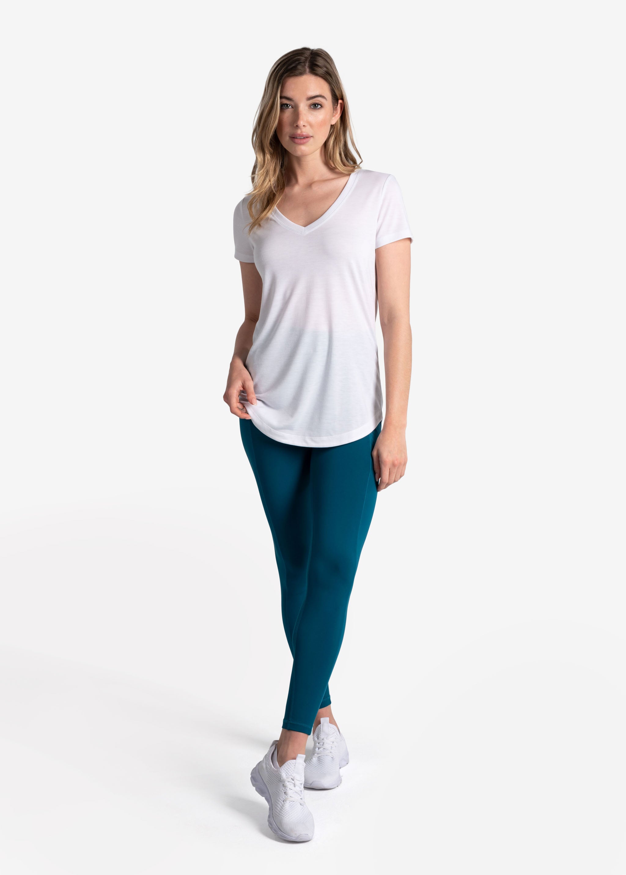 Lolë Everyday V-neck Short Sleeve in white