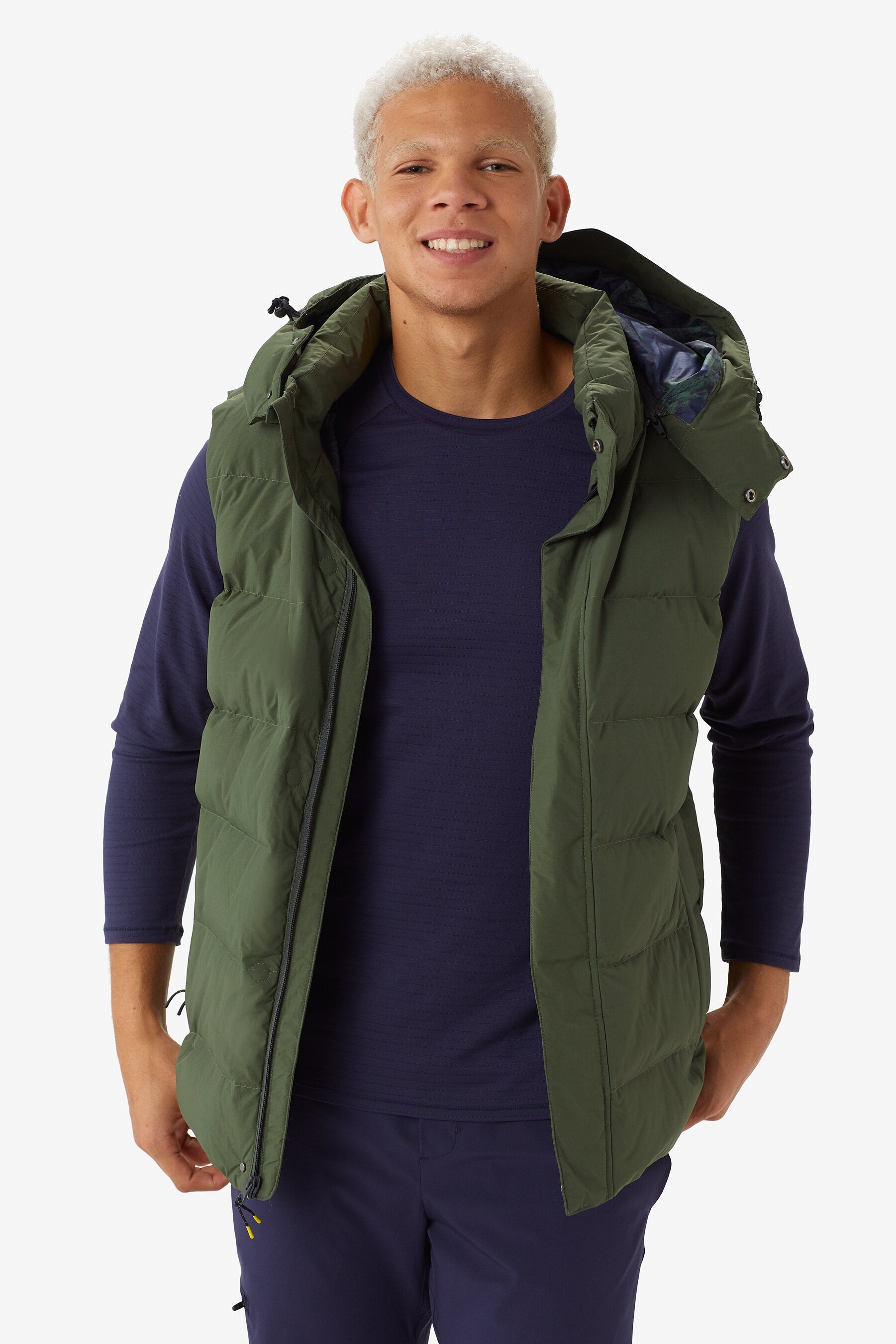 Lolë Odin Down Vest in Kombu olive green