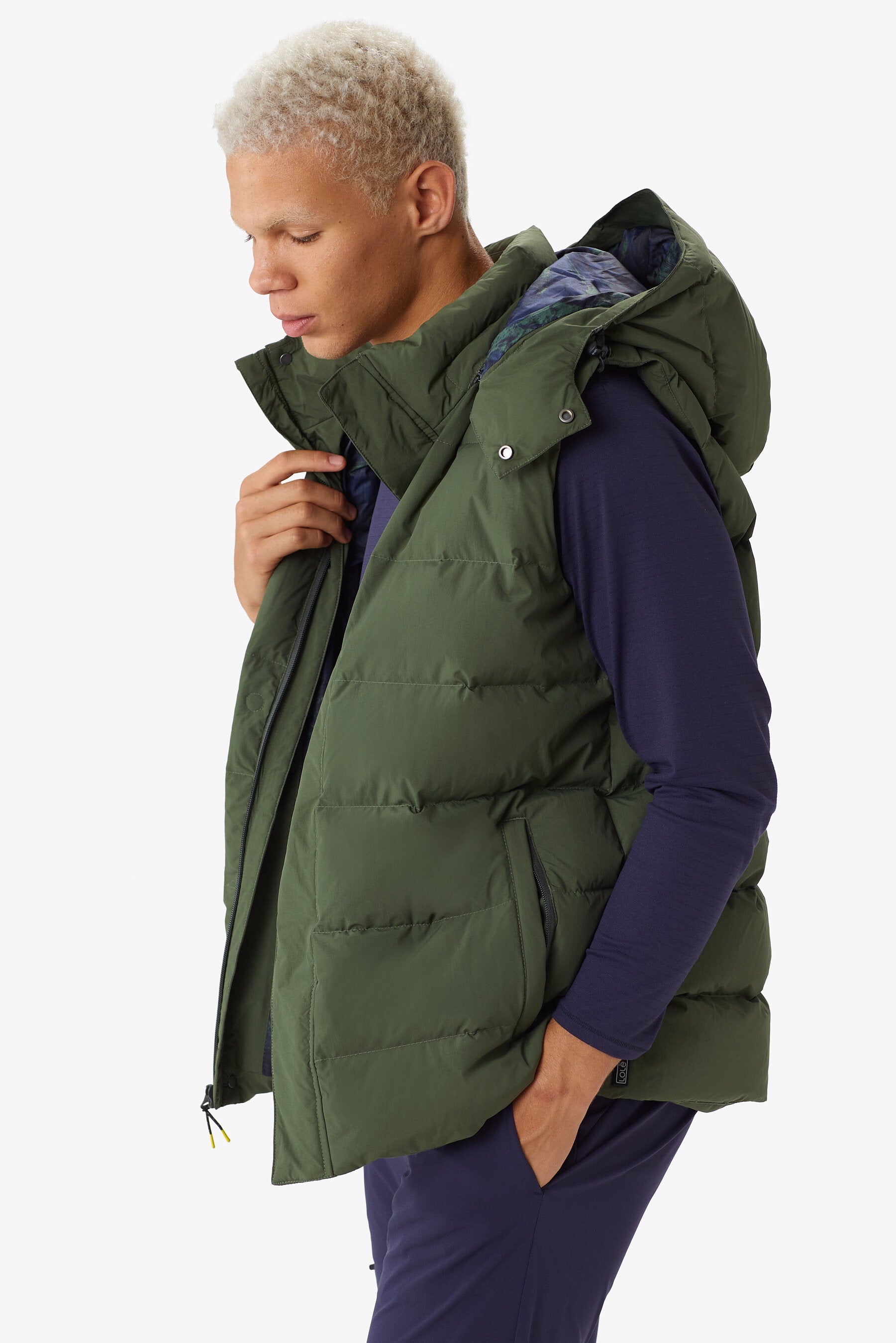 Lolë Odin Down Vest in Kombu olive green