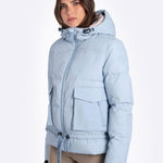 Lolë Kylee Synth Down Jacket in blue — complete with an inner pocket, in a relaxed silhouette
