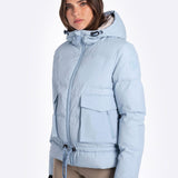 Lolë Kylee Synth Down Jacket in blue — complete with an inner pocket, in a relaxed silhouette
