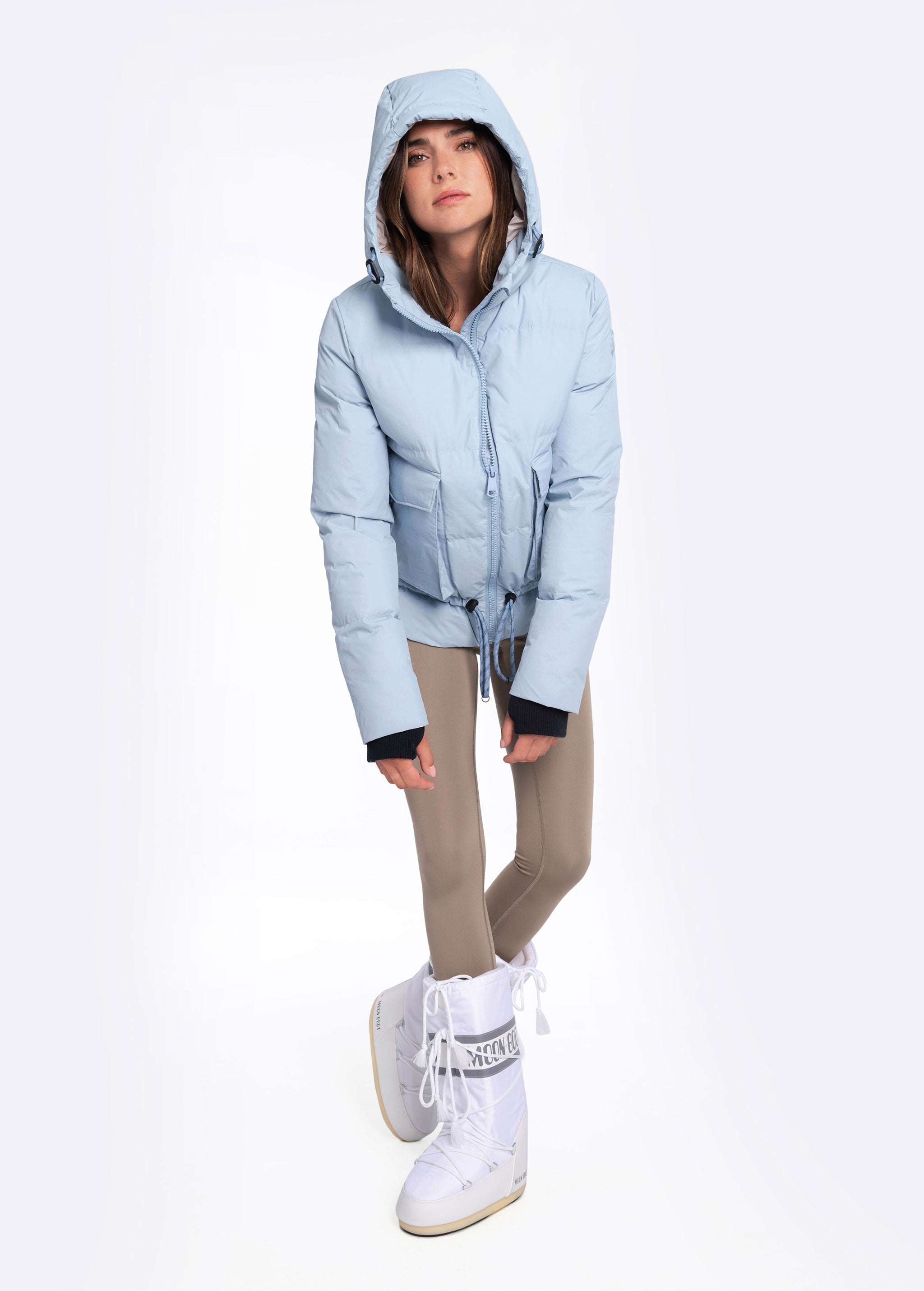 Lolë Kylee Synth Down Jacket in blue — complete with an inner pocket, in a relaxed silhouette
