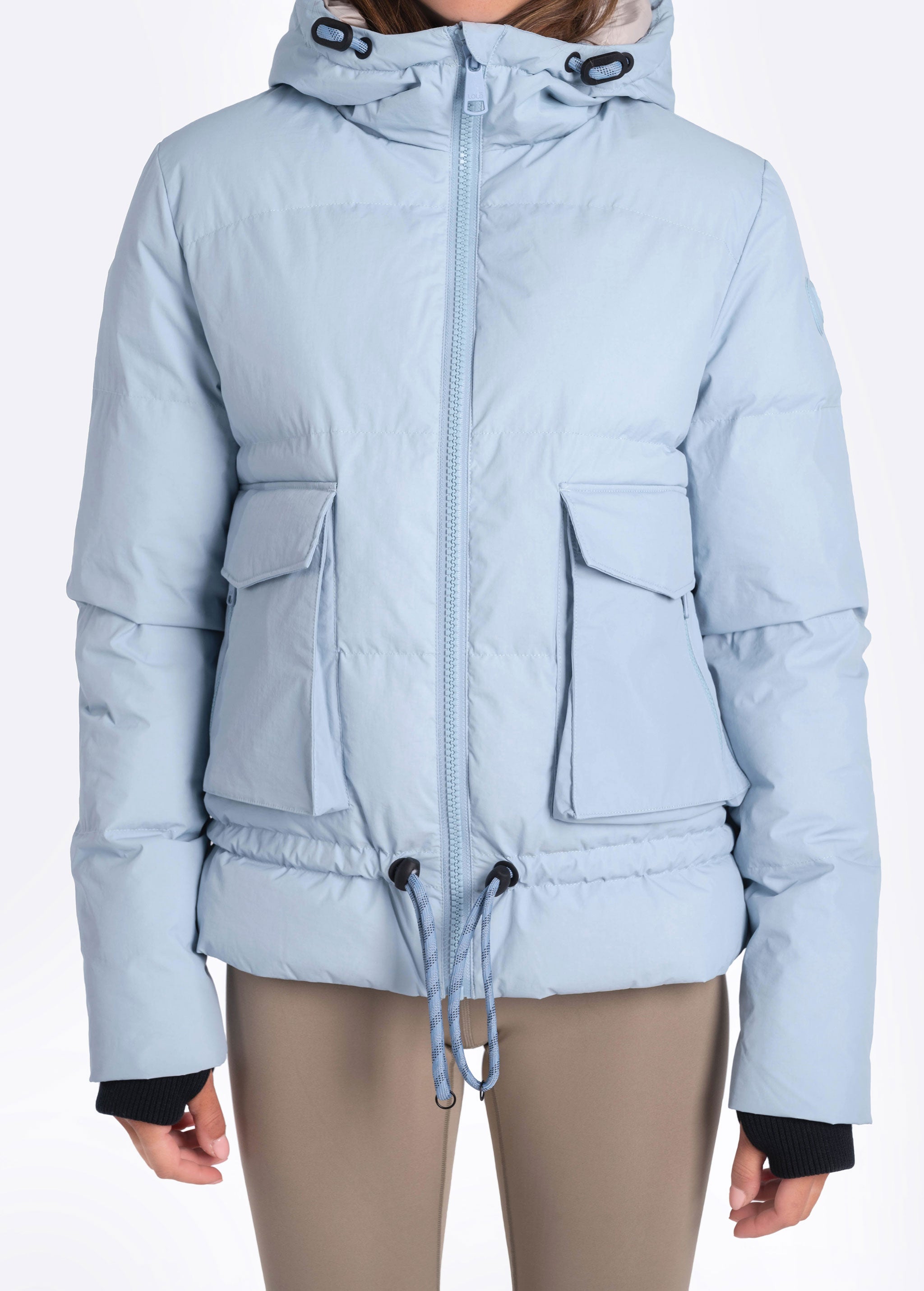 Lolë Kylee Synth Down Jacket in blue — complete with an inner pocket, in a relaxed silhouette