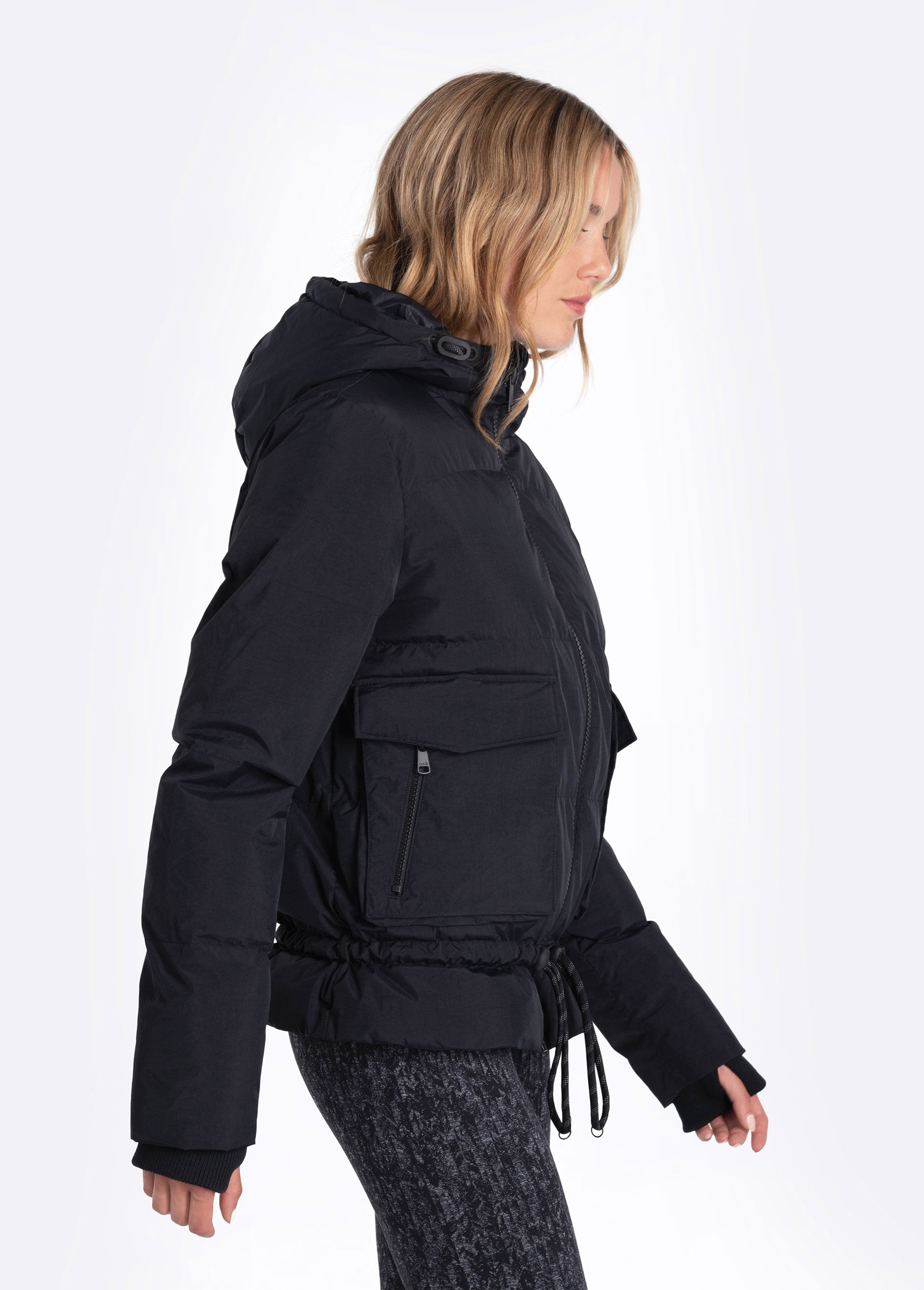 Lolë Kylee Synth Down Jacket in black — complete with an inner pocket, in a relaxed silhouette