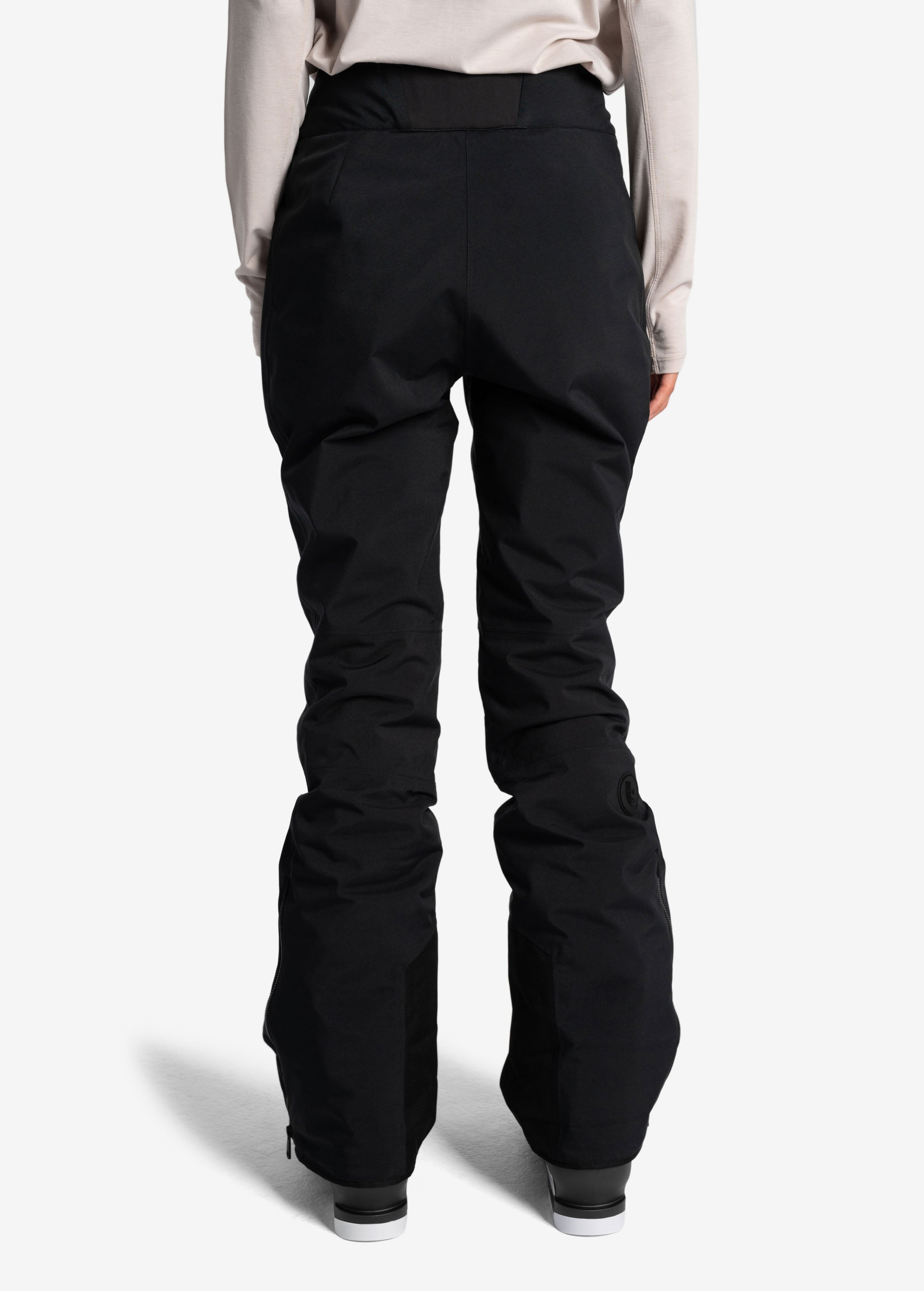 Lolë Mont Tremblant Insulated Snow Pants in black